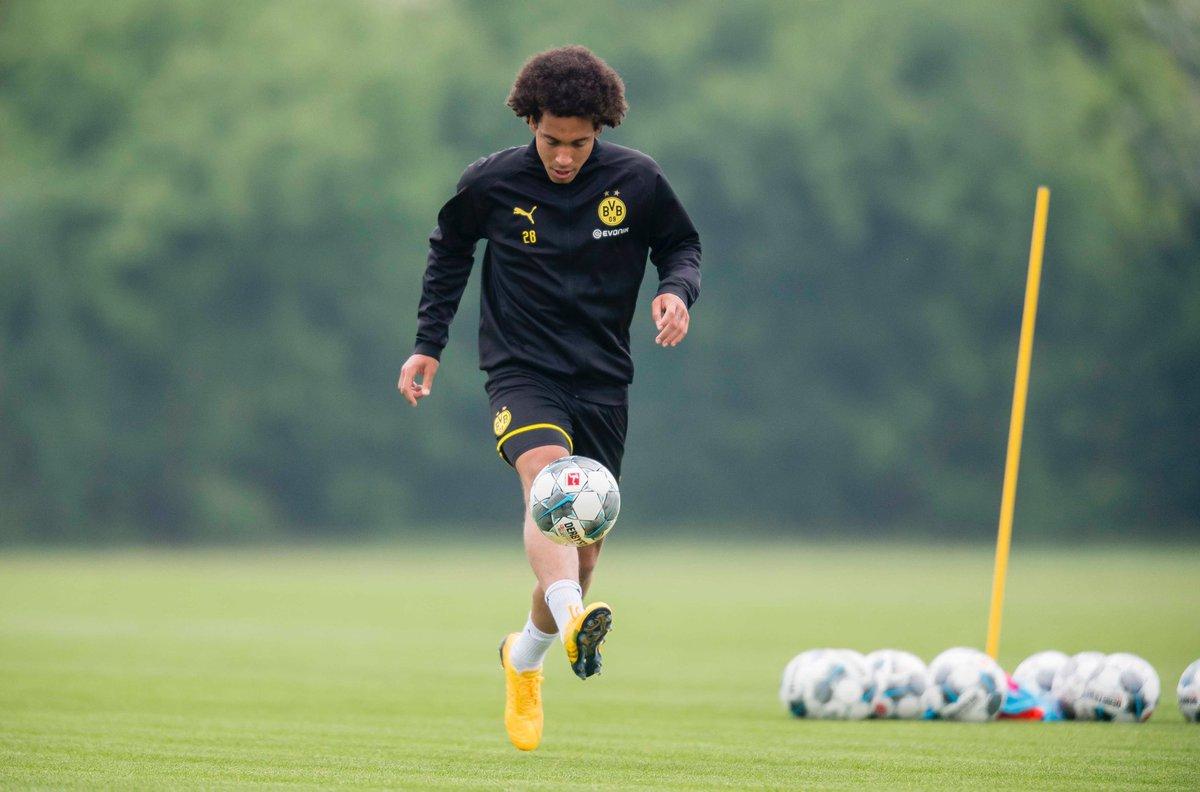 axel-witsel-training-resumes